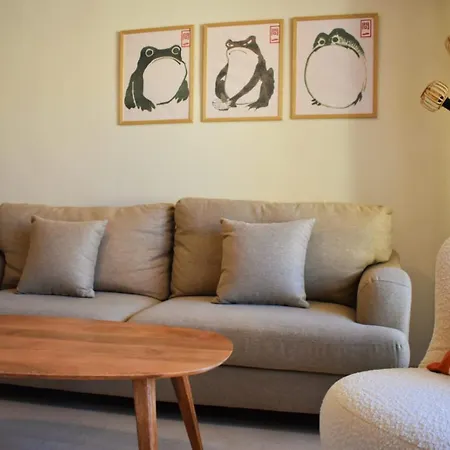 Apartment En El Centro Con Parking Y Terraza