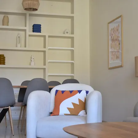 Apartment En El Centro Con Parking Y Terraza Cordoba